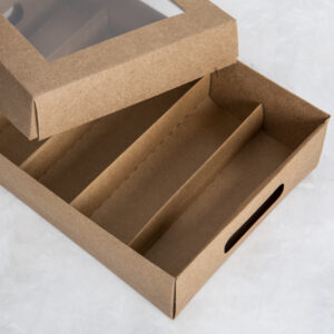 Caja Kraft tapa y base separada c/visor y 4 divisiones 25x16x6 cm – 10 U