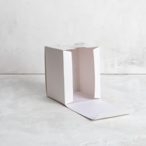 Caja en 1 pieza 10x10x13 cm – 10 U